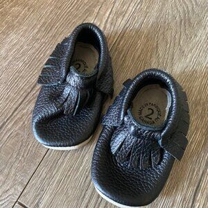 Black Size 2 mini mocs